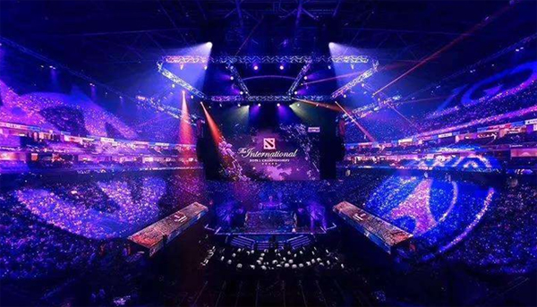 王楚钦在接 王楚钦在接