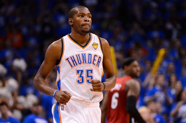 更可能对亚 更可能对亚