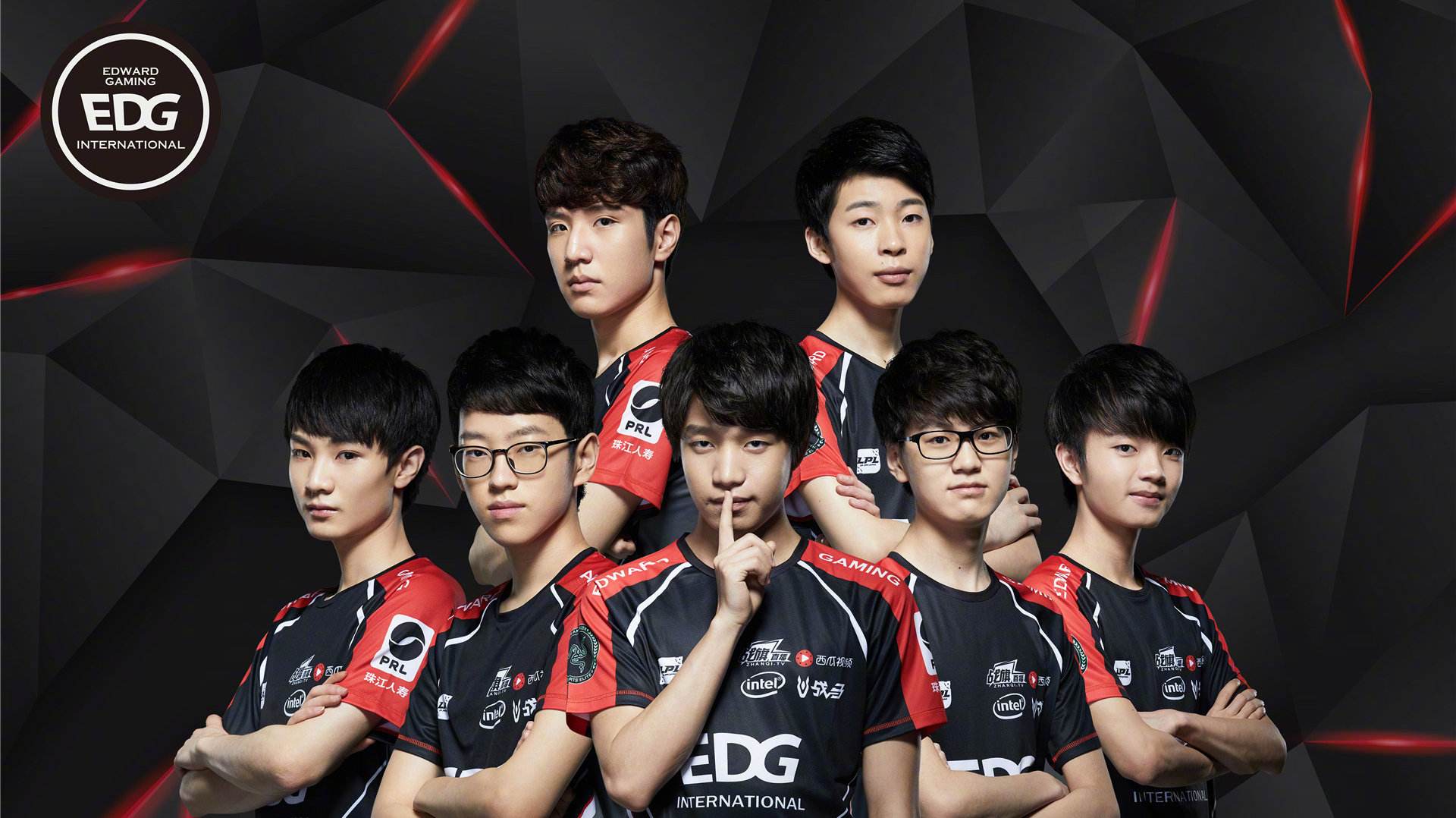 多人对三人 多人对三人