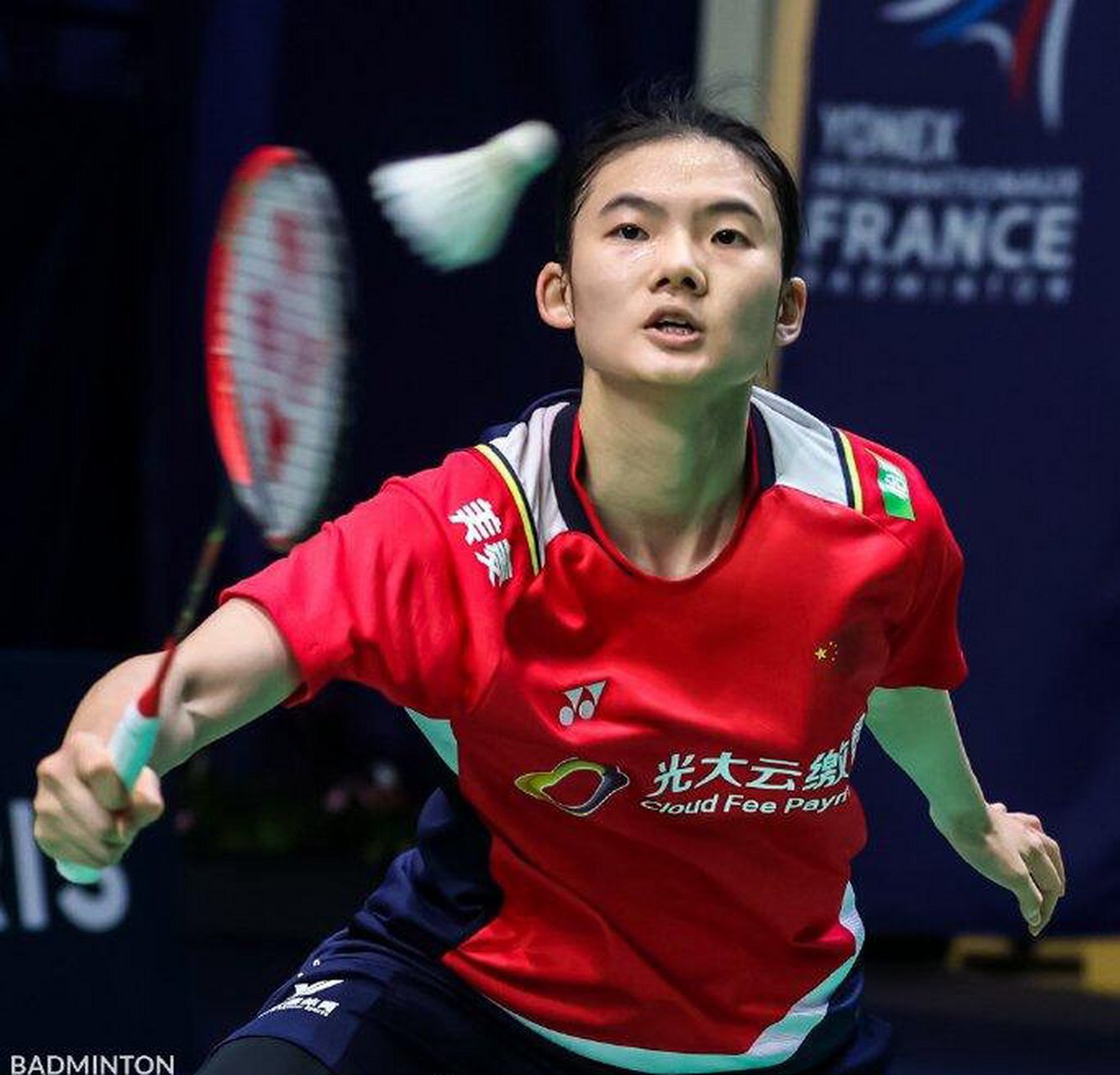 在对手猛烈 在对手猛烈