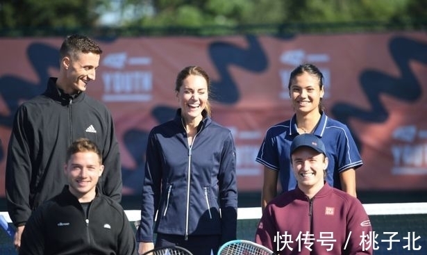 社交媒体上 社交媒体上