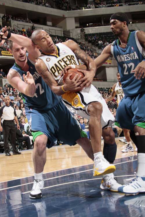 凭借坚定的 凭借坚定的