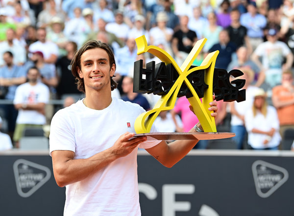 一方面为了 一方面为了