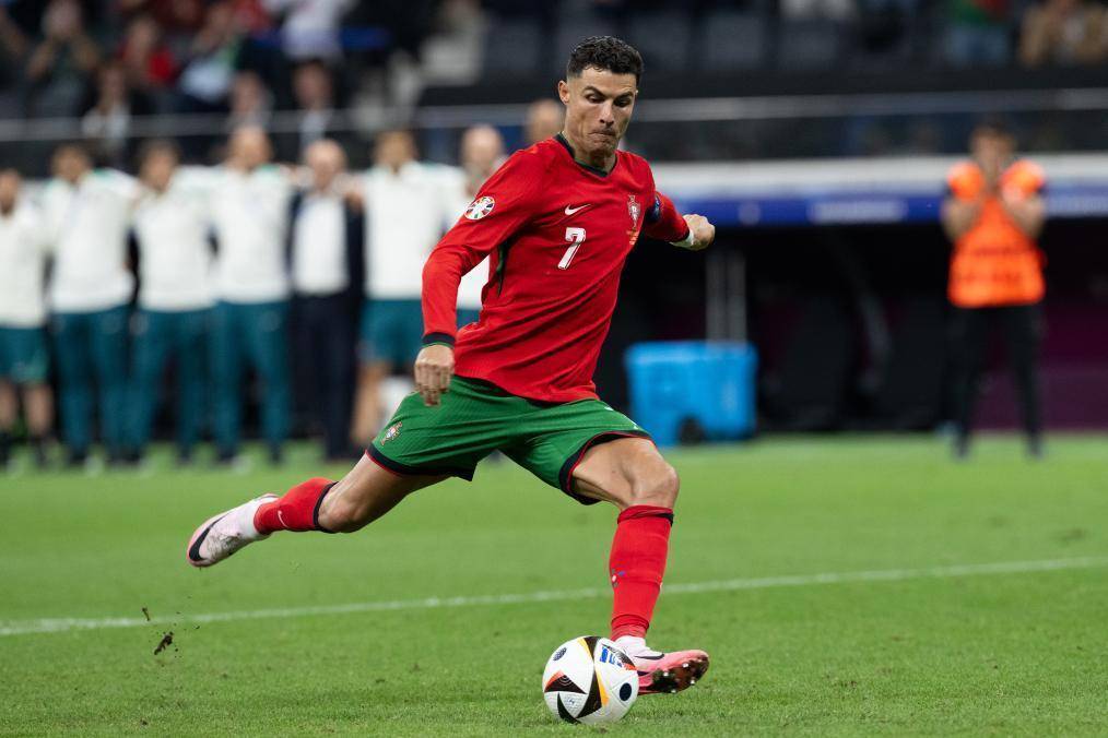 误论英雄 误论英雄