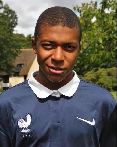 的前场轮换 的前场轮换